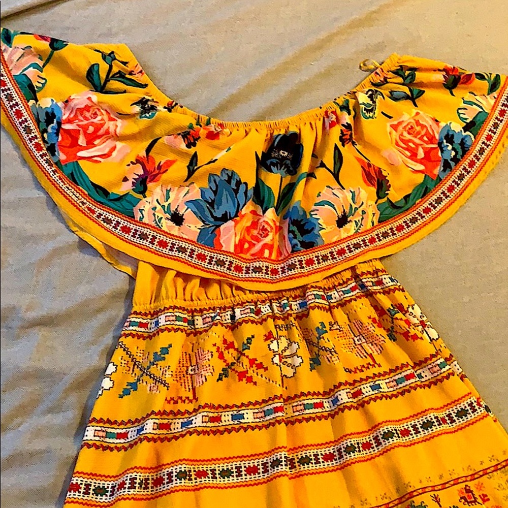 Off Sleeve Dress